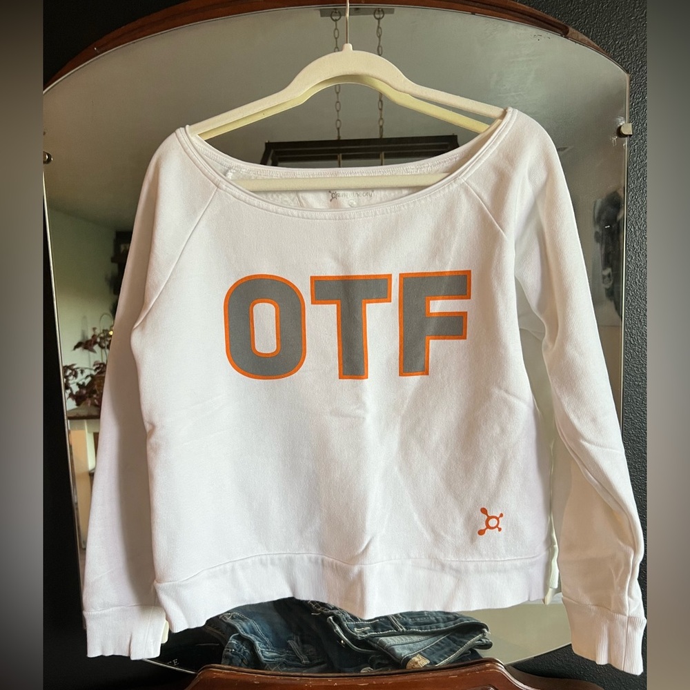 Crop Sweatshirt